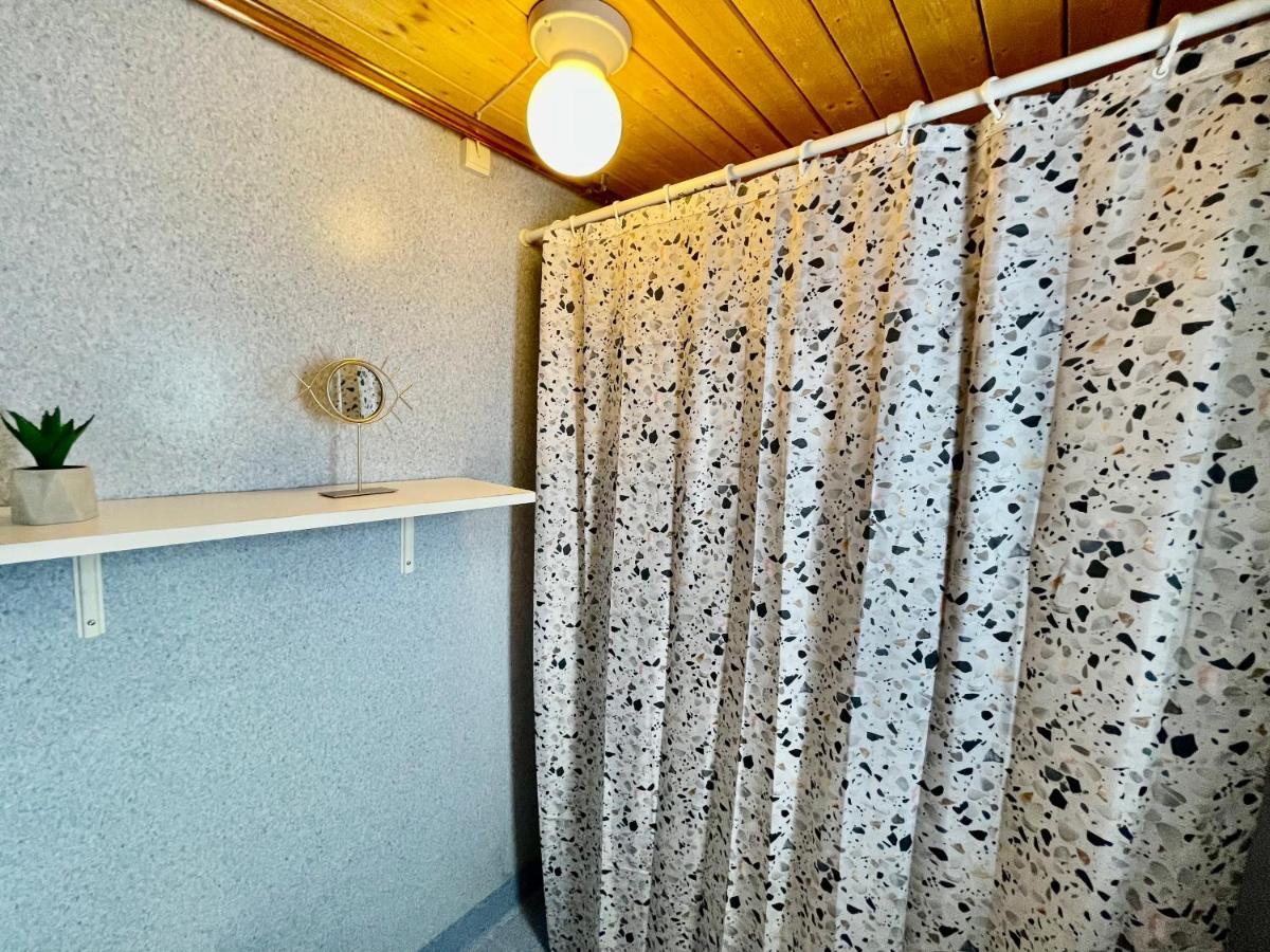 Inuk Hostels Нуук Екстер'єр фото