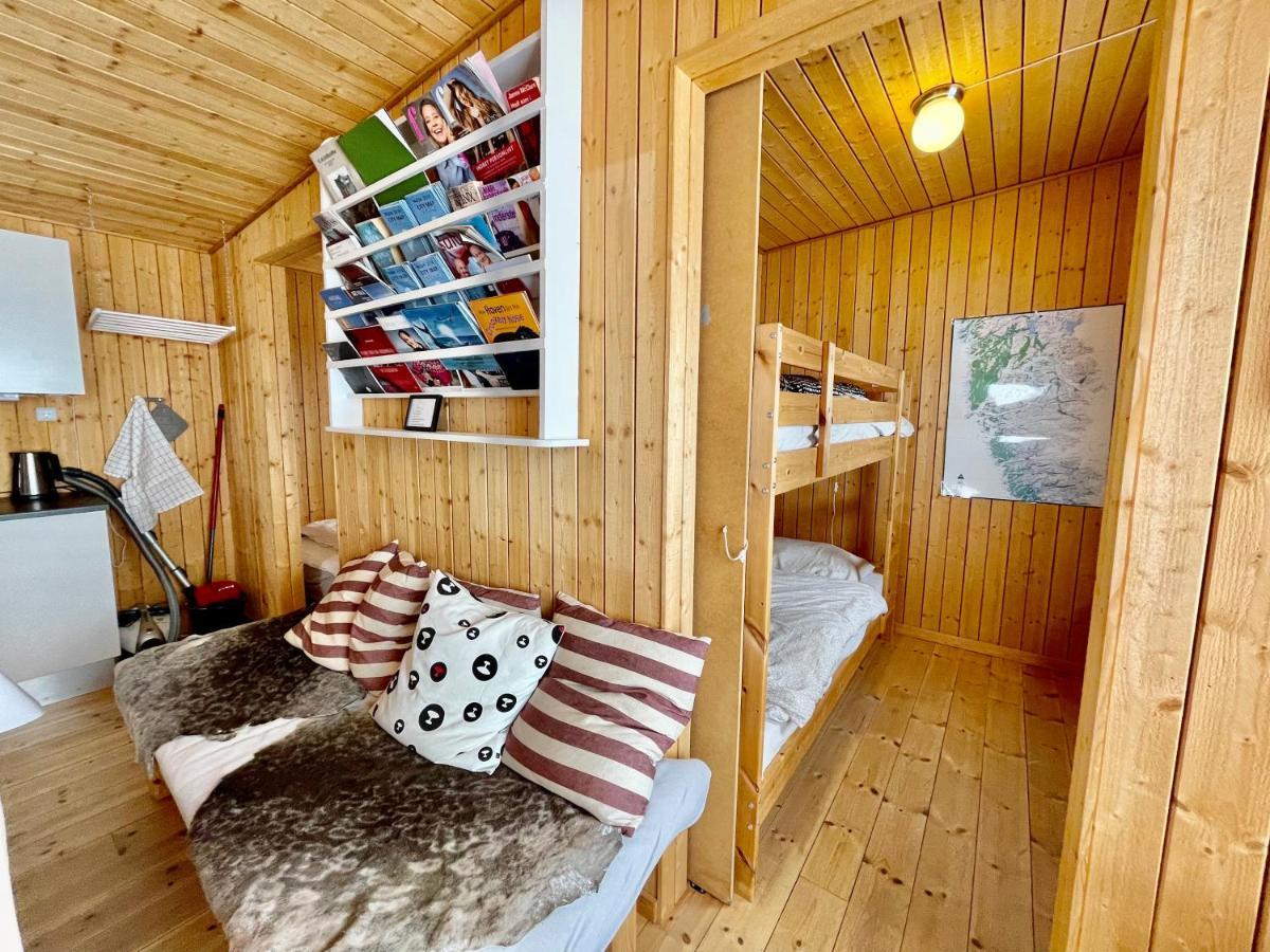 Inuk Hostels Нуук Екстер'єр фото