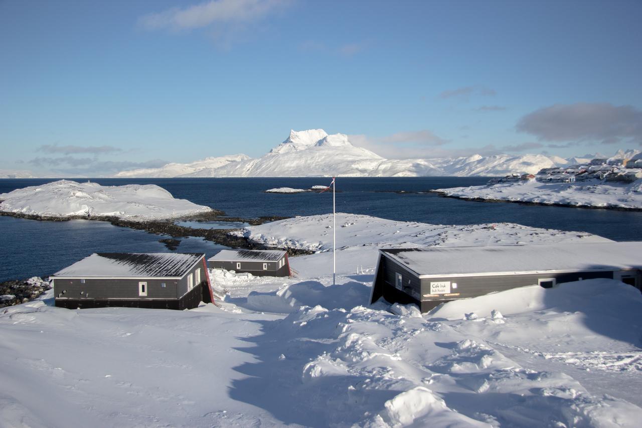 Inuk Hostels Нуук Екстер'єр фото