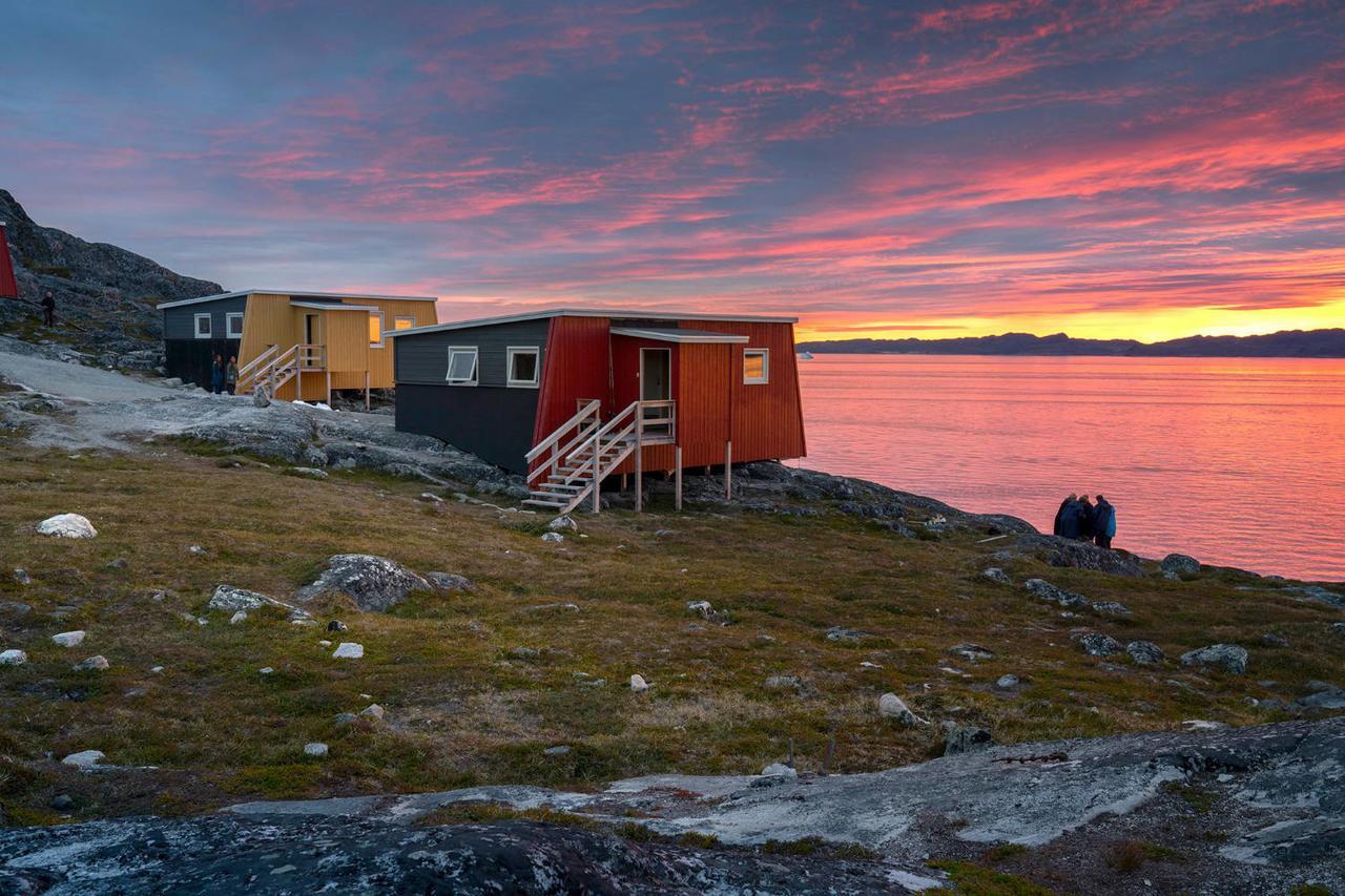 Inuk Hostels Нуук Екстер'єр фото